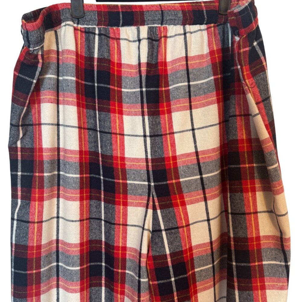 2/$30 2XL PrettyLittleThing Plus Plaid Lounge Pants - Picture 8 of 13